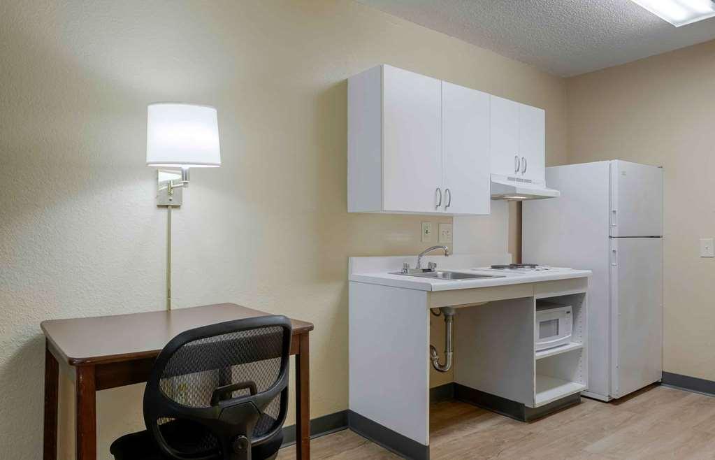 Extended Stay America Suites - Jacksonville - Camp Lejeune Room photo